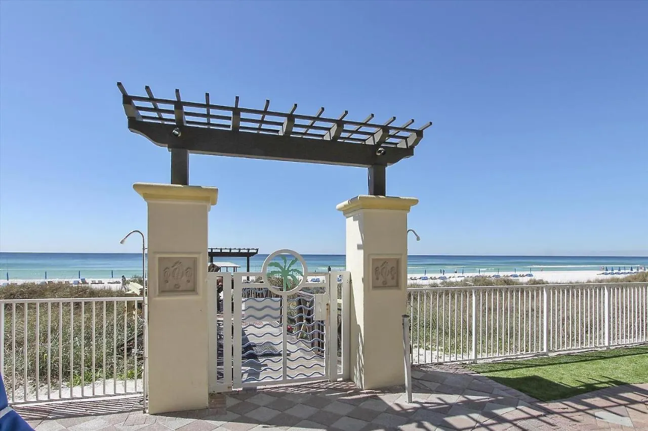 Apartment Shores of Panama: Renovated 2-Bedroom Condo with Reserved Parking Panama City Beach