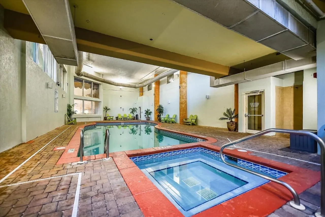 Apartment Shores of Panama: Renovated 2-Bedroom Condo with Reserved Parking Panama City Beach